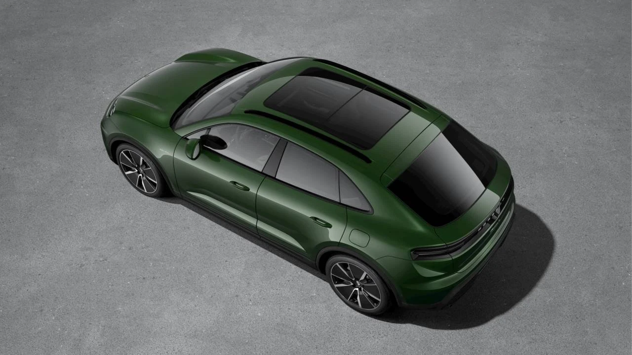 2026 Porsche Macan Electric - Image 4 of 10