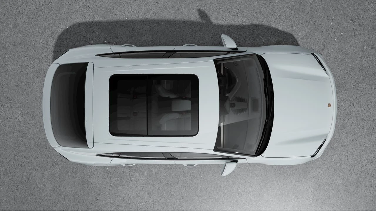 2026 Porsche Macan Electric - Image 5 of 10