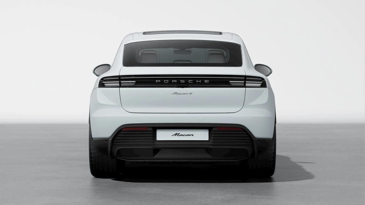 2026 Porsche Macan Electric - Image 7 of 10