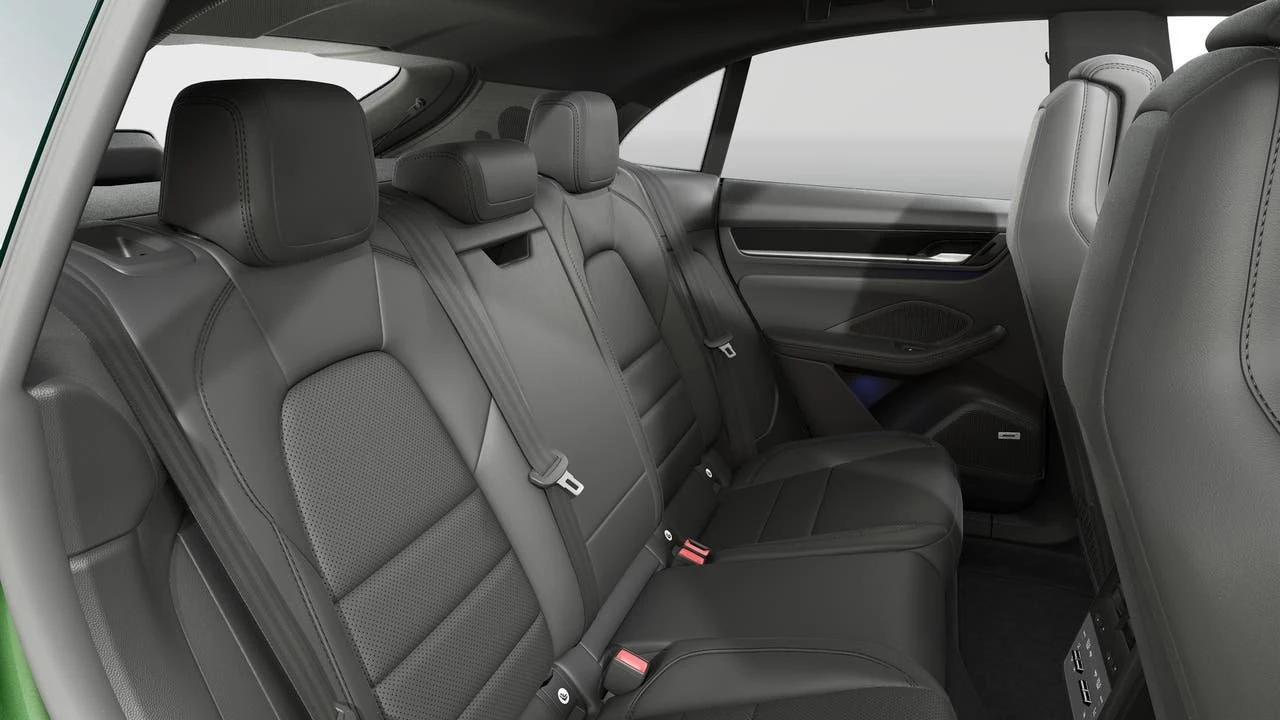 2026 Porsche Macan Electric - Image 13 of 14