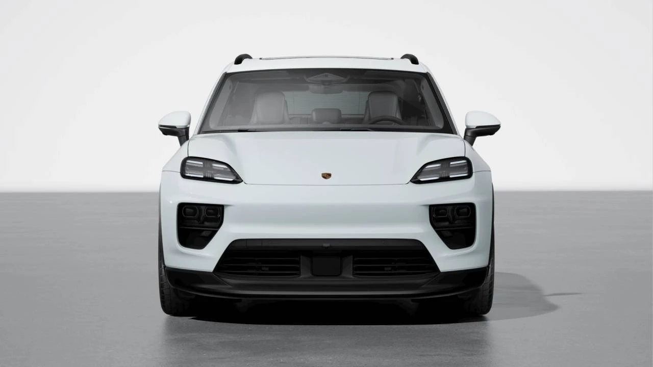 2026 Porsche Macan Electric - Image 8 of 10