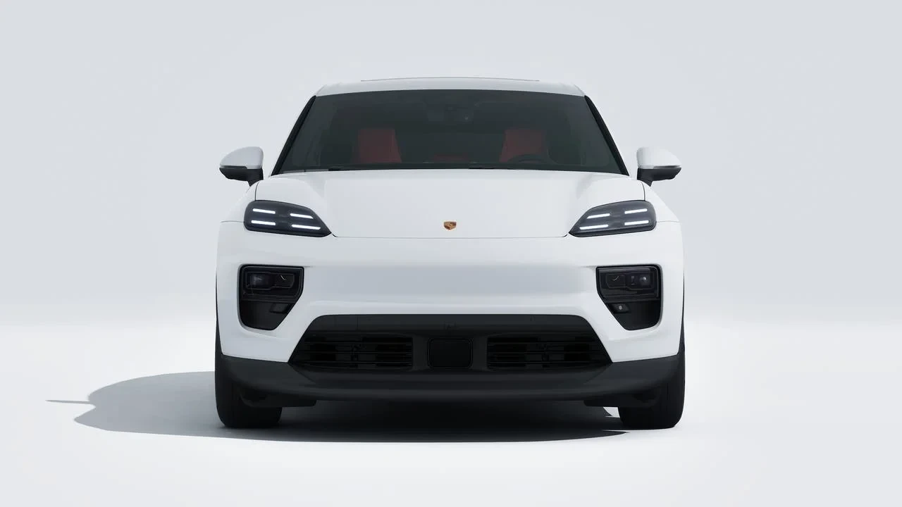2026 Porsche Macan Electric - Image 8 of 14