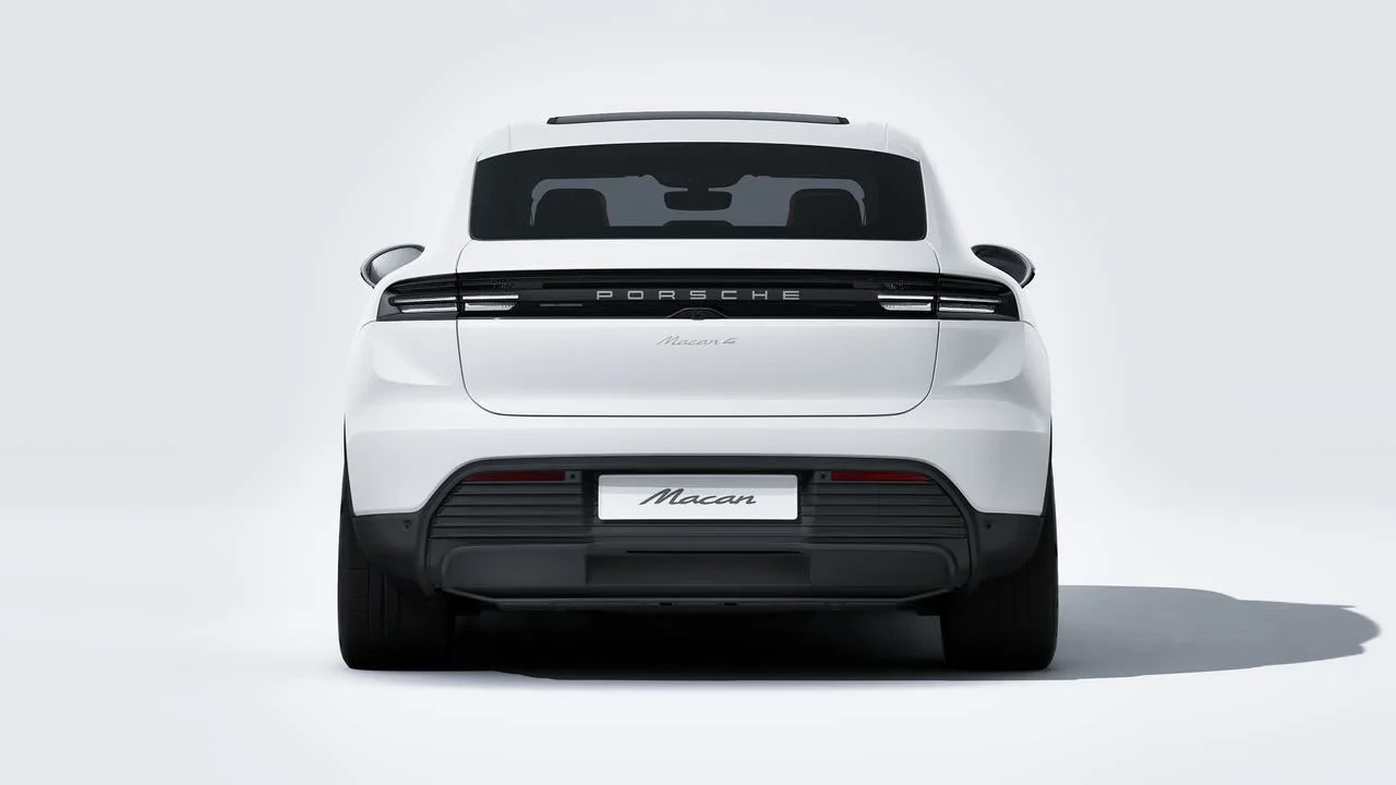 2026 Porsche Macan Electric - Image 7 of 14
