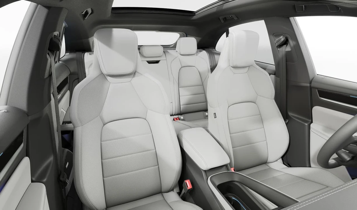 2026 Porsche Macan Electric - Image 12 of 14
