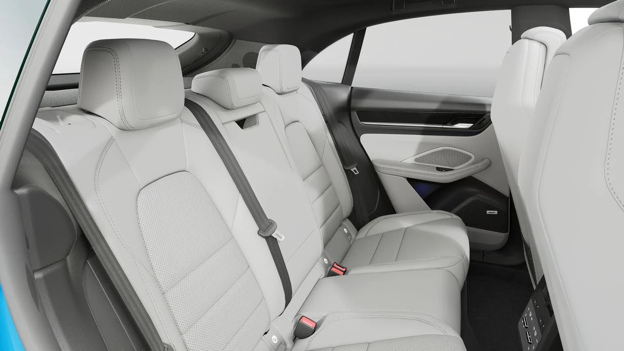 2026 Porsche Macan Electric - Image 13 of 14