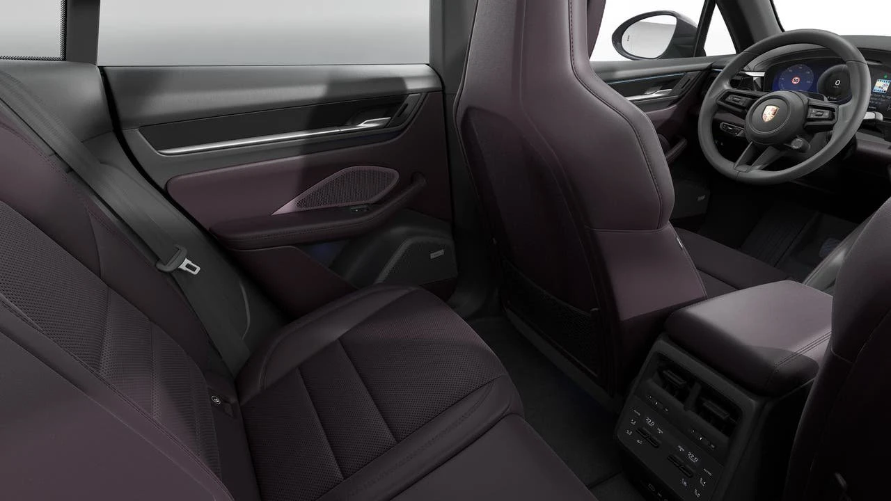 2026 Porsche Macan Electric - Image 14 of 14