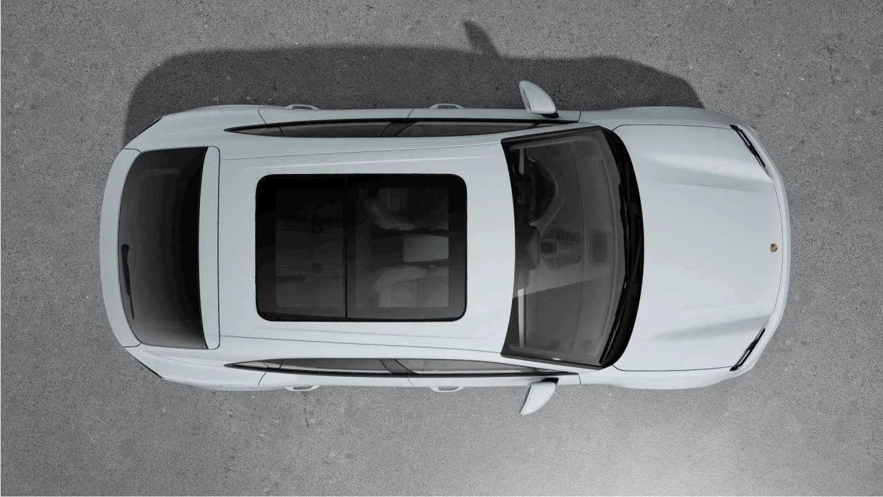 2026 Porsche Macan Electric - Image 5 of 10