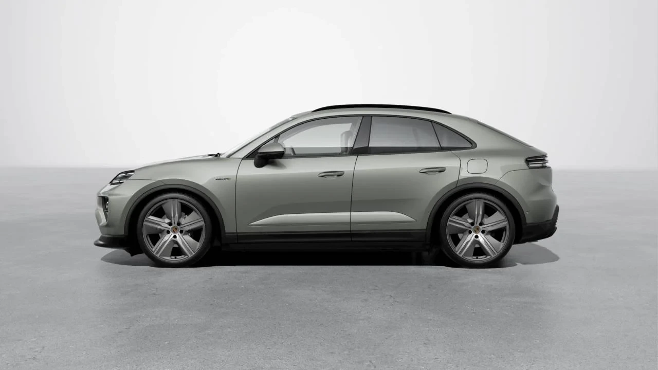 2026 Porsche Macan Electric - Image 2 of 10