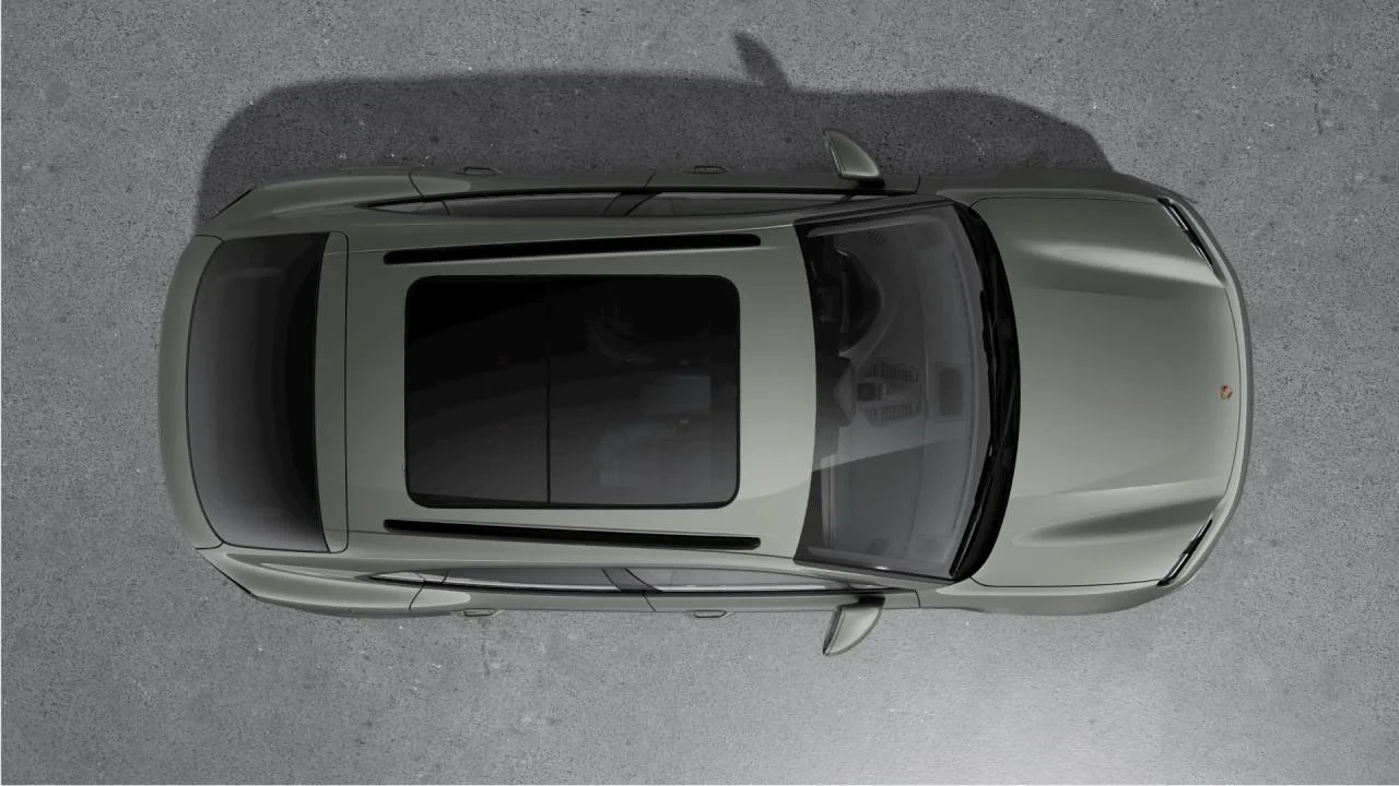 2026 Porsche Macan Electric - Image 5 of 10