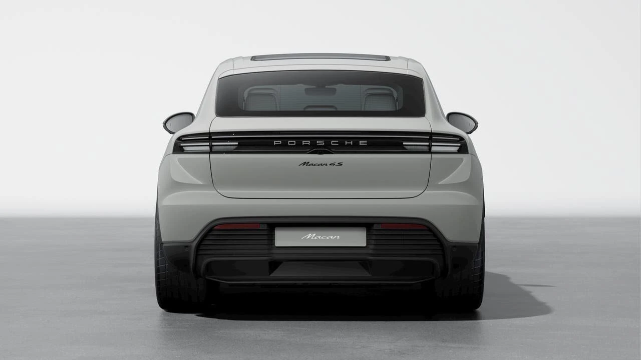 2026 Porsche Macan Electric - Image 7 of 10