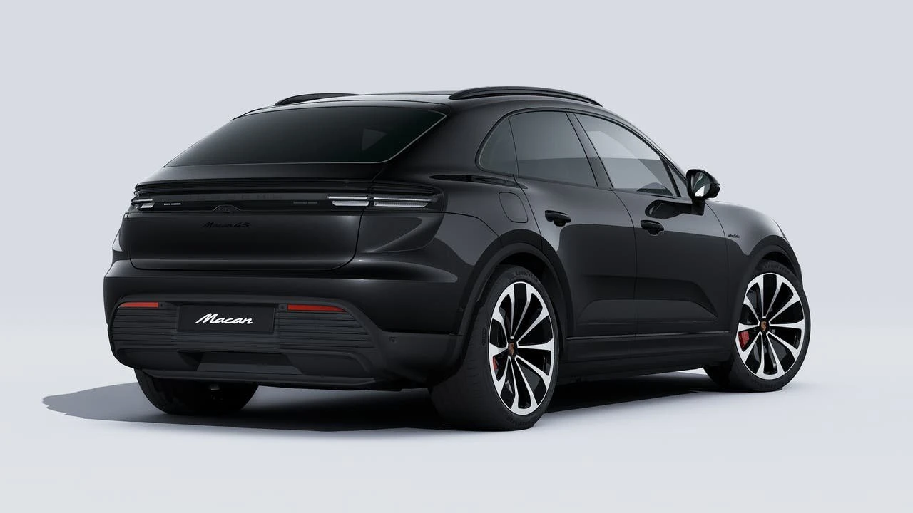 2026 Porsche Macan Electric - Image 9 of 14