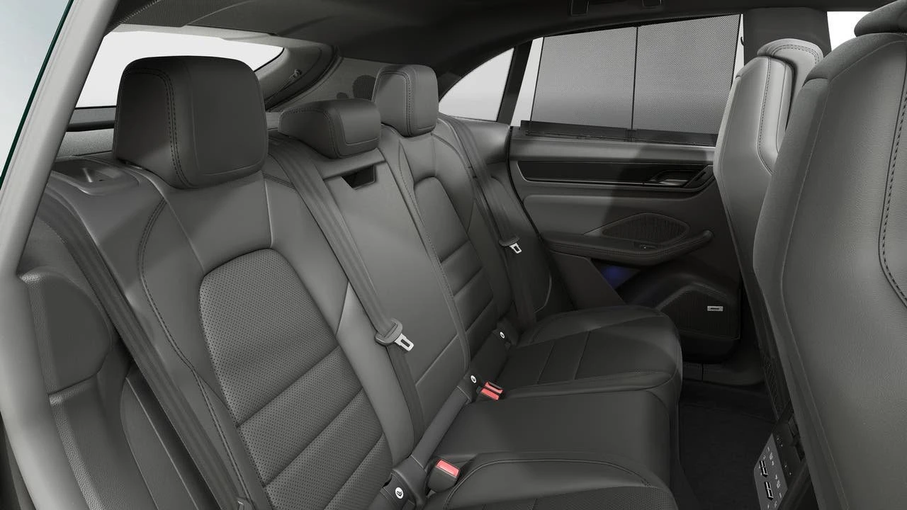 2026 Porsche Macan Electric - Image 13 of 14