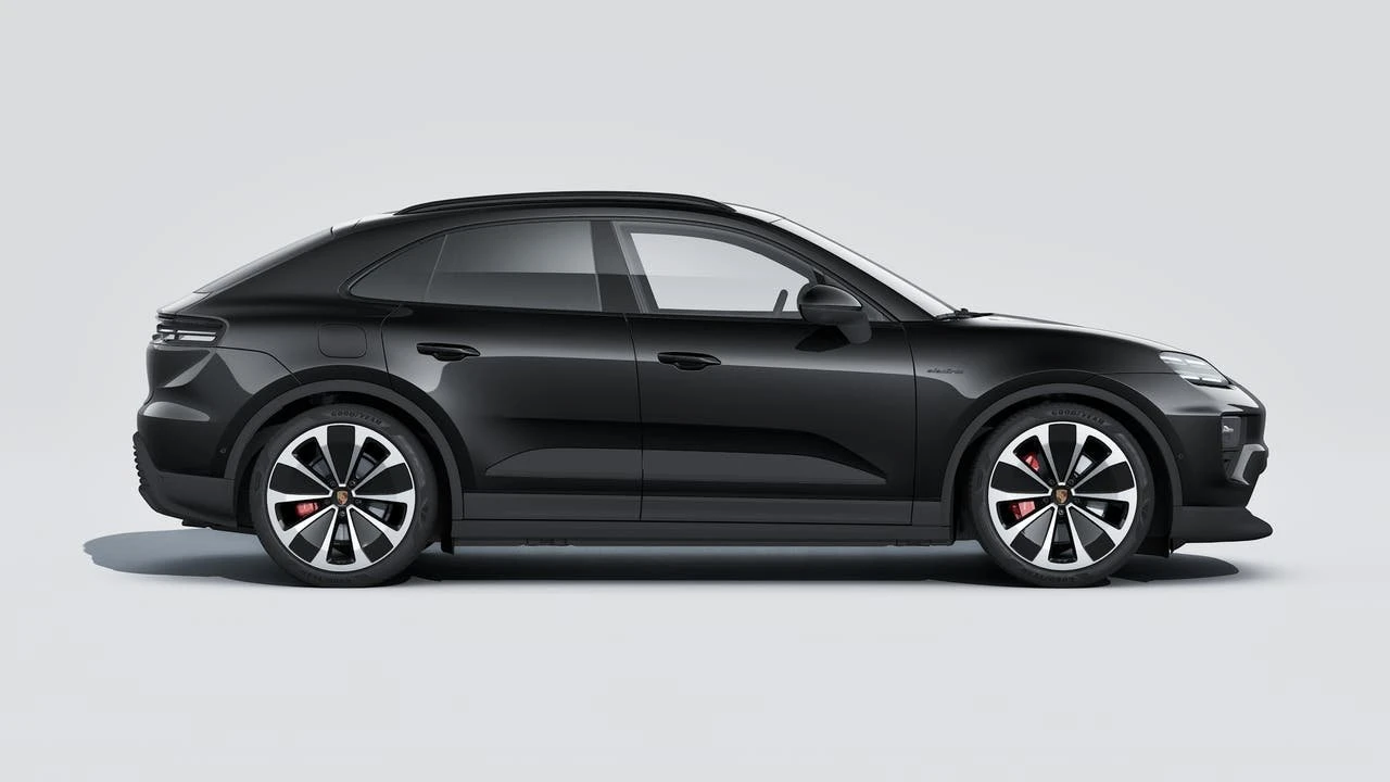2026 Porsche Macan Electric - Image 6 of 14