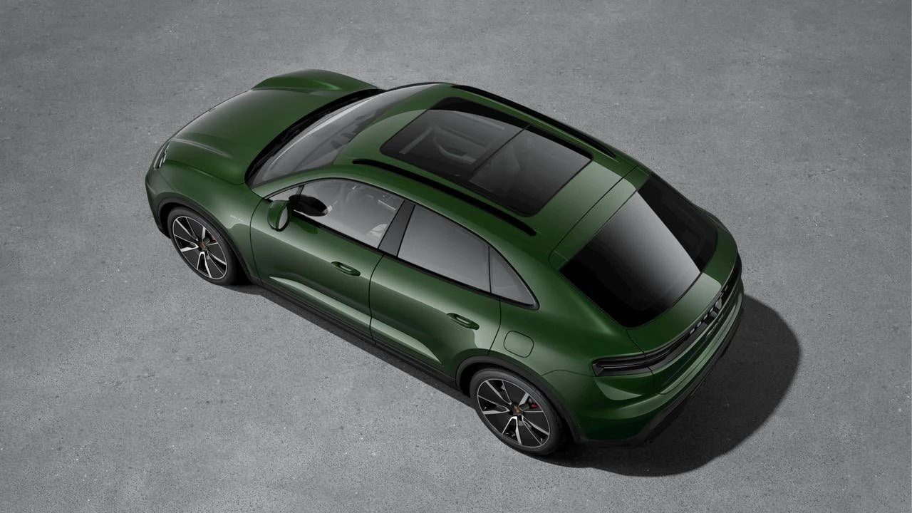 2026 Porsche Macan Electric - Image 4 of 10