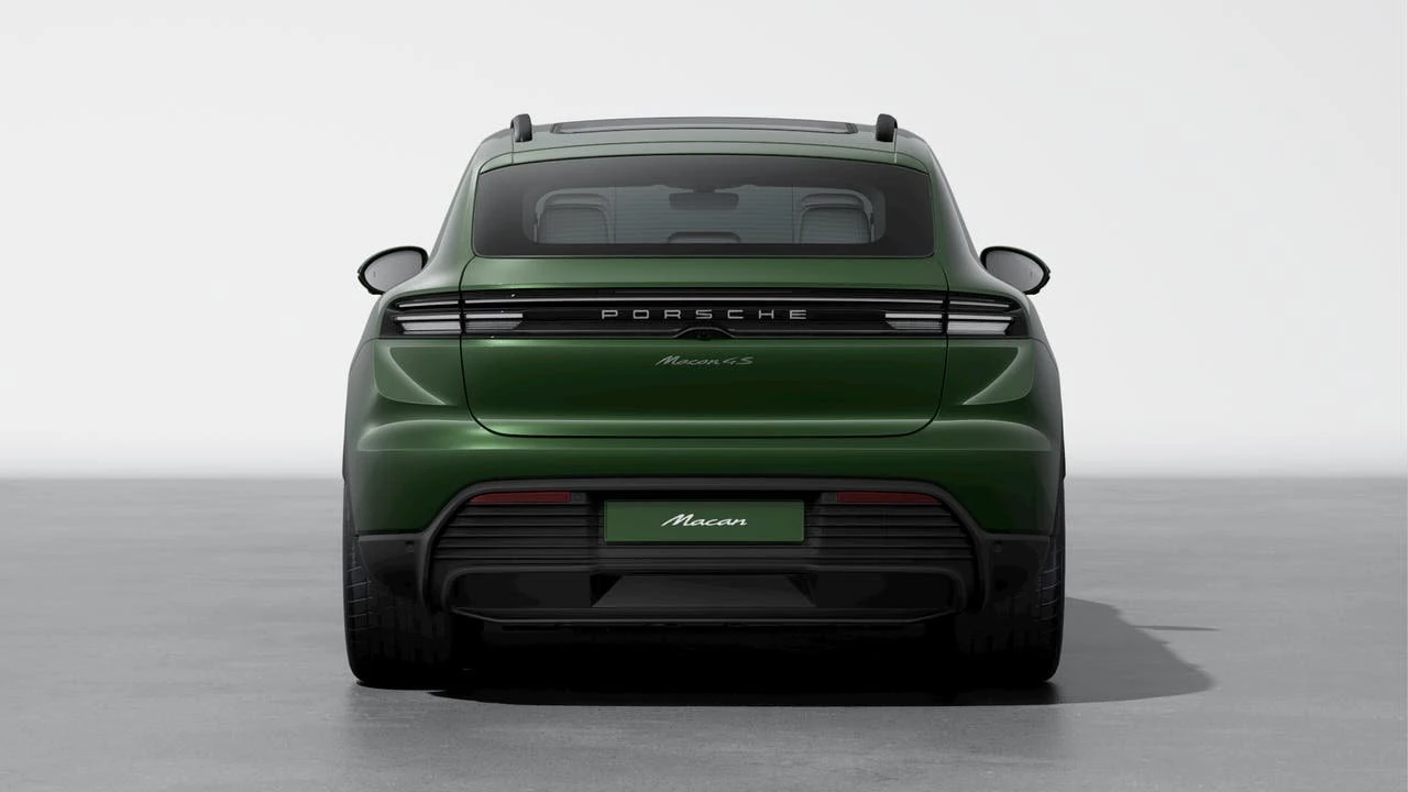 2026 Porsche Macan Electric - Image 7 of 10