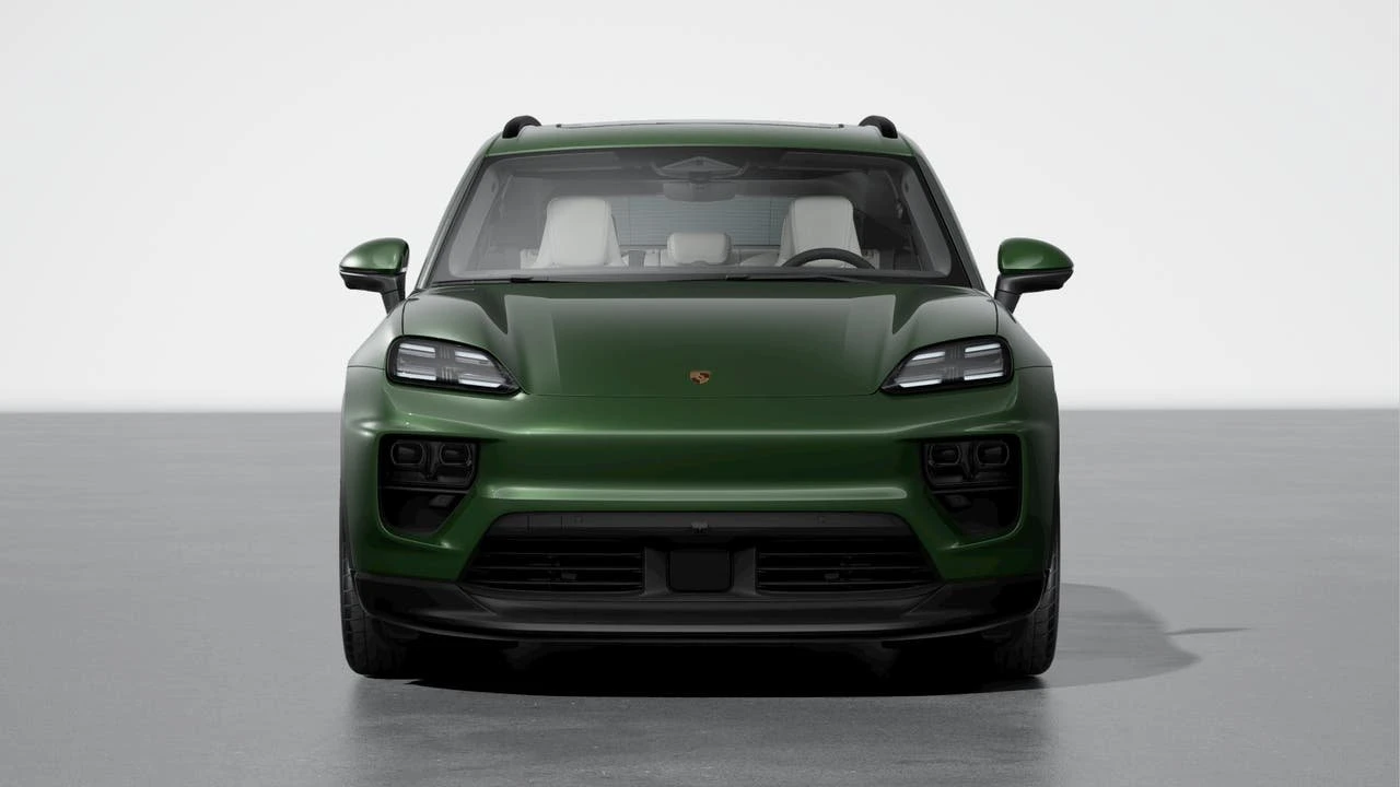 2026 Porsche Macan Electric - Image 8 of 10