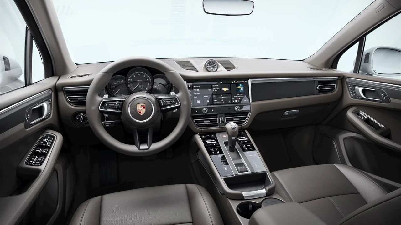 2026 Porsche Macan Electric - Image 9 of 10