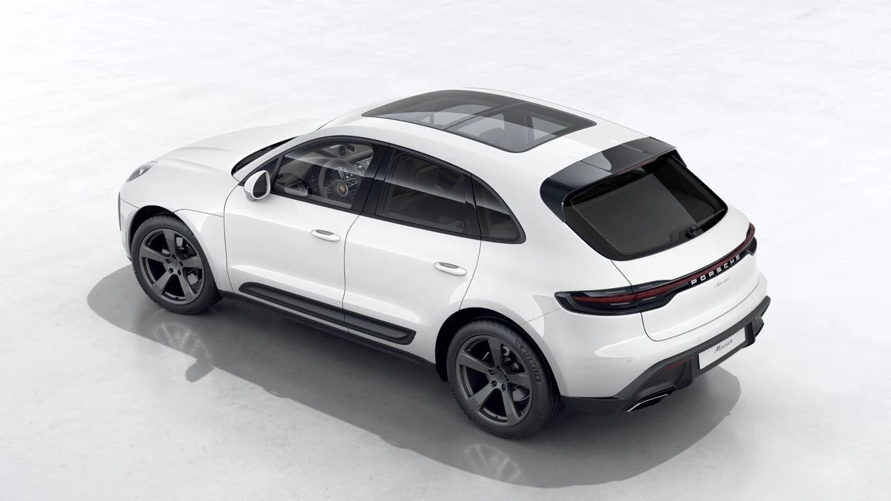 2026 Porsche Macan Electric - Image 4 of 10