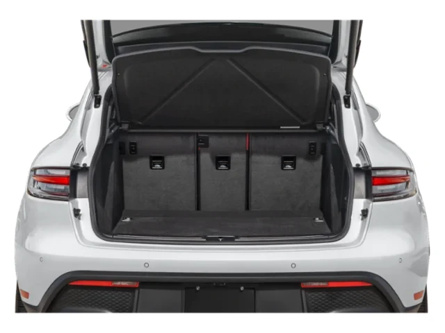 2026 Porsche Macan - Image 8 of 13