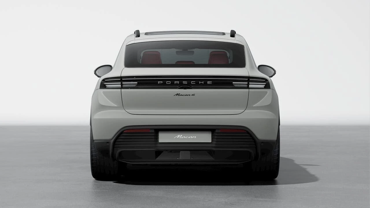 2026 Porsche Macan Electric - Image 7 of 10