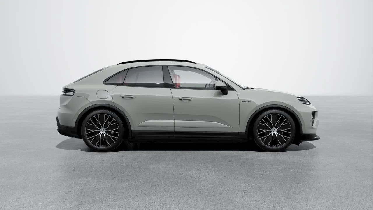 2026 Porsche Macan Electric - Image 6 of 10