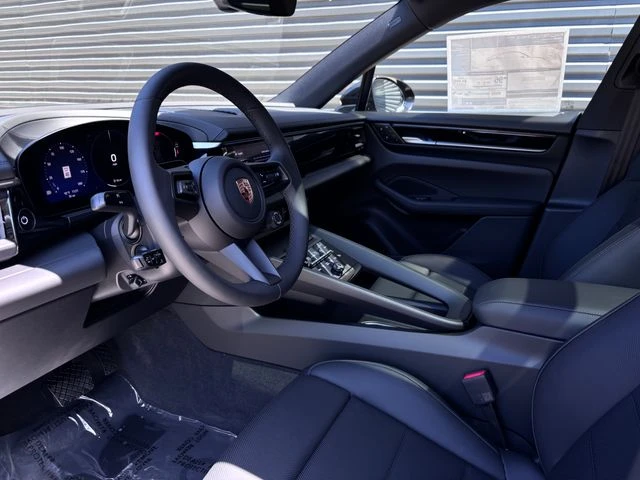 2026 Porsche Macan Electric - Image 4 of 31