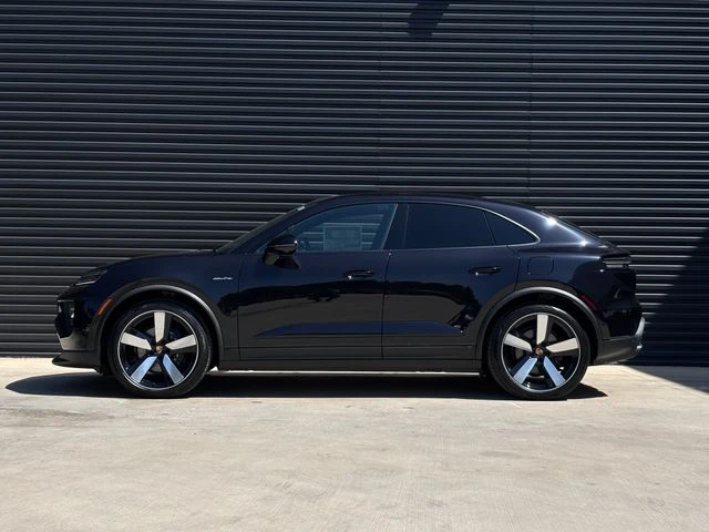 2026 Porsche Macan Electric - Image 2 of 31