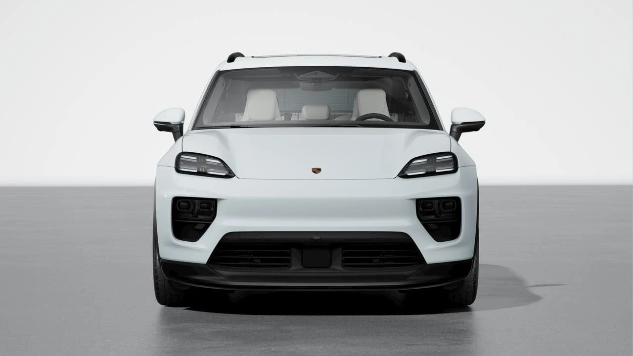 2026 Porsche Macan Electric - Image 8 of 10