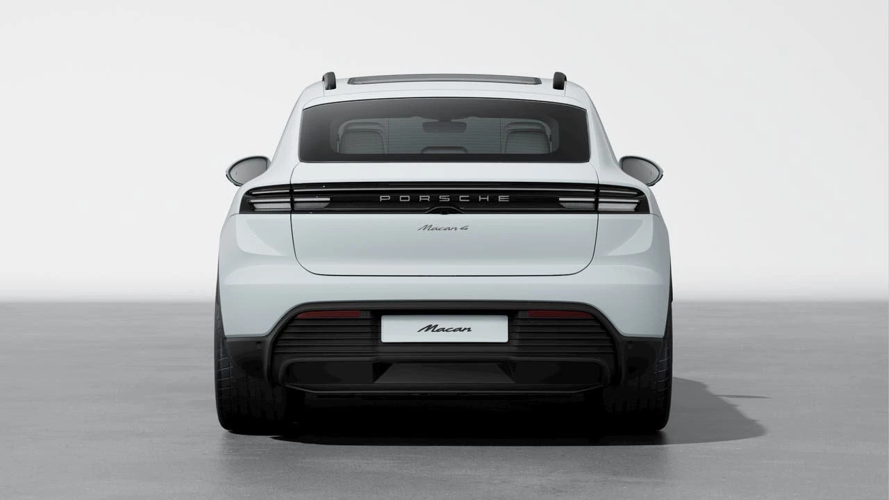 2026 Porsche Macan Electric - Image 7 of 10