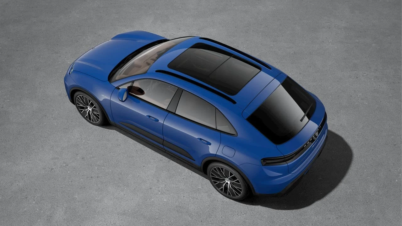 2026 Porsche Macan Electric - Image 4 of 10