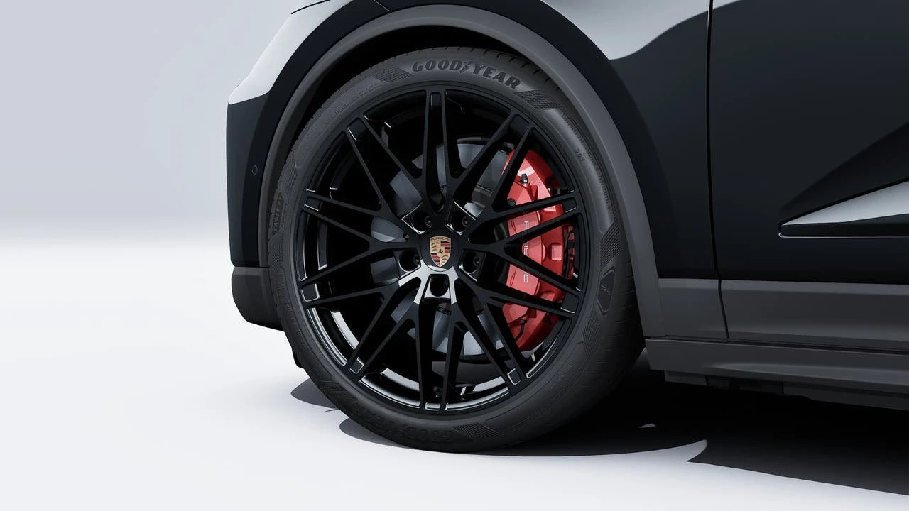 2026 Porsche Macan Electric - Image 10 of 14