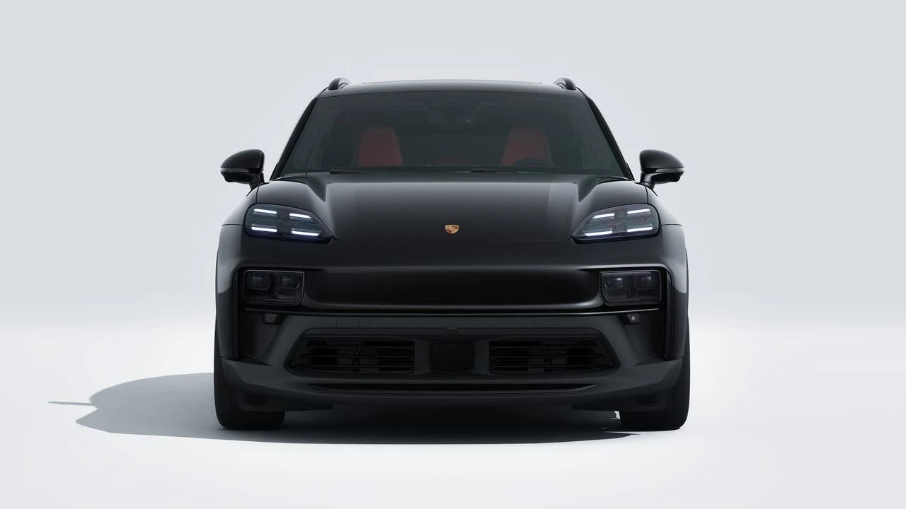 2026 Porsche Macan Electric - Image 8 of 14