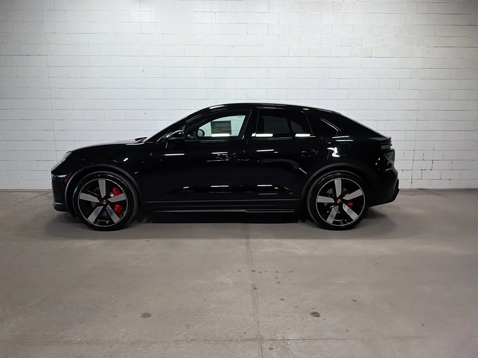 2026 Porsche Macan Electric - Image 2 of 31