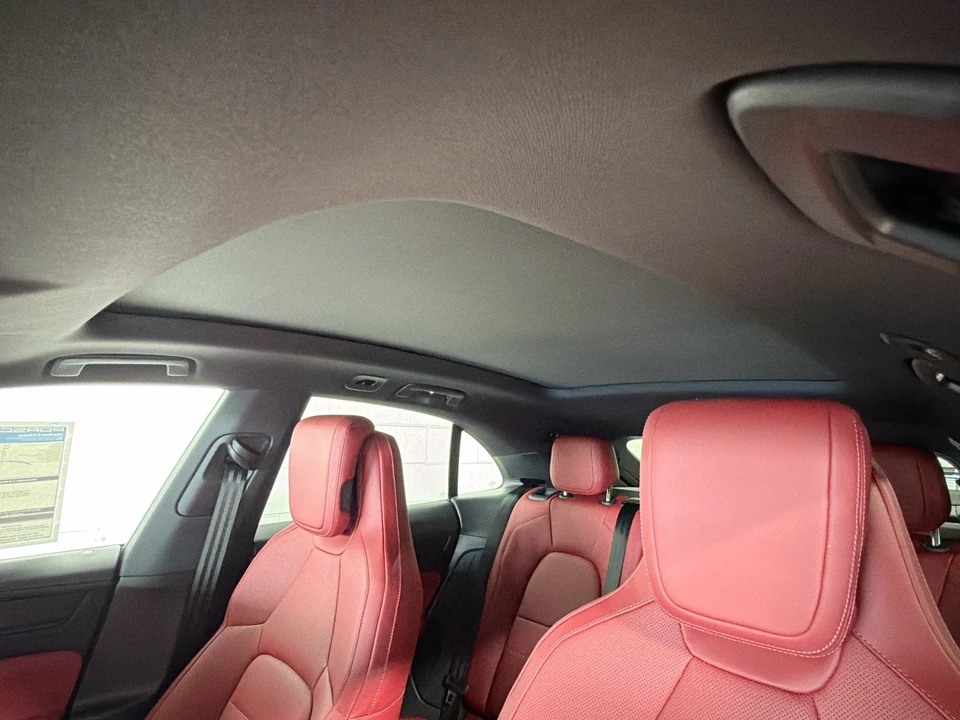 2026 Porsche Macan Electric - Image 27 of 31