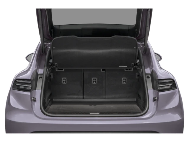 2026 Porsche Macan Electric - Image 8 of 13