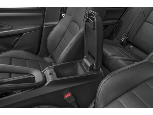 2026 Porsche Macan Electric - Image 11 of 13