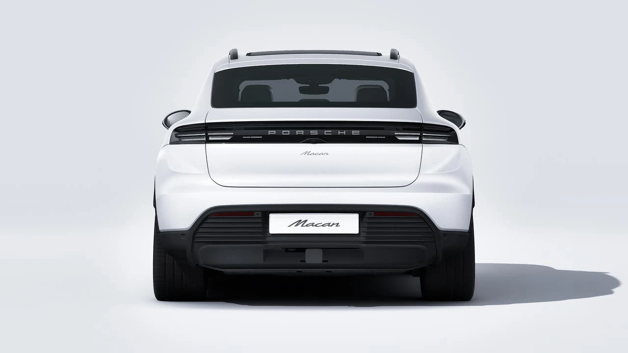 2026 Porsche Macan Electric - Image 7 of 14