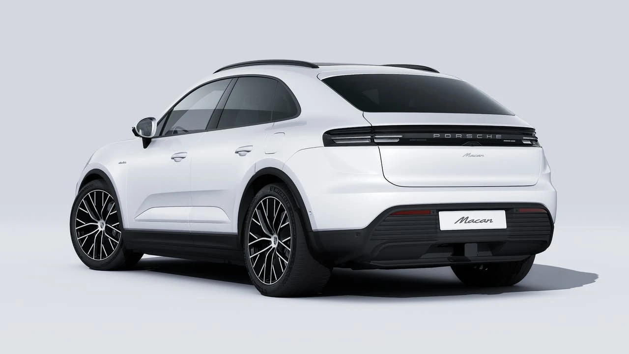 2026 Porsche Macan Electric - Image 3 of 14