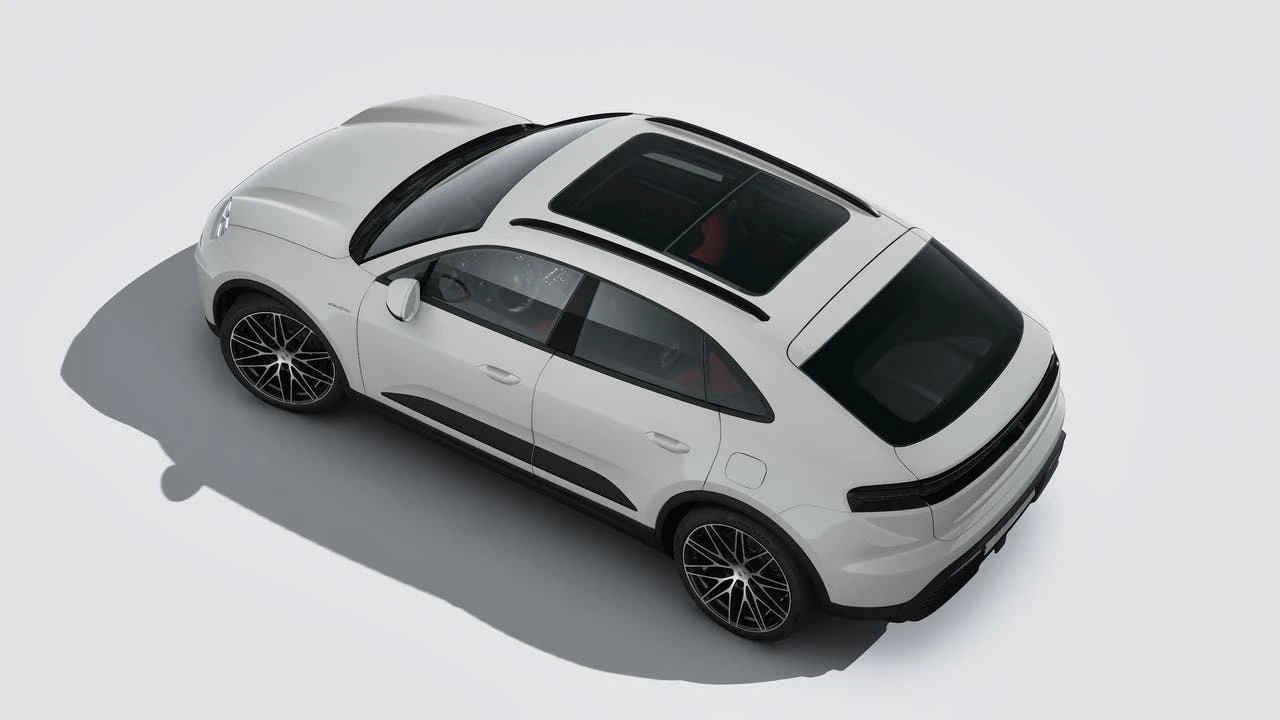 2026 Porsche Macan Electric - Image 4 of 14