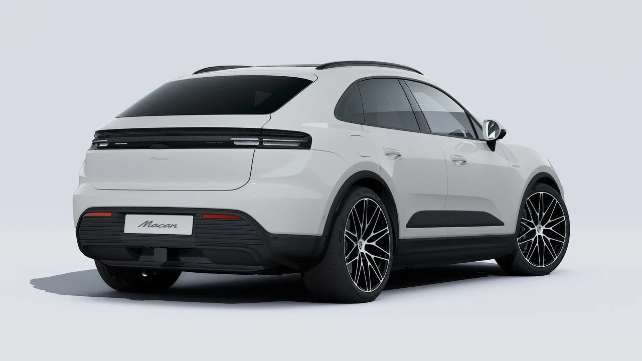 2026 Porsche Macan Electric - Image 9 of 14