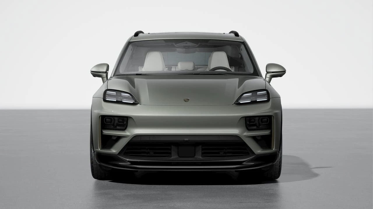 2026 Porsche Macan Electric - Image 8 of 10