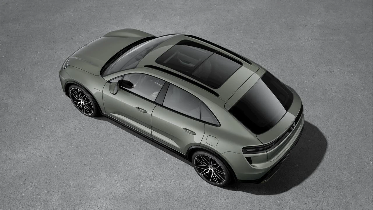 2026 Porsche Macan Electric - Image 4 of 10