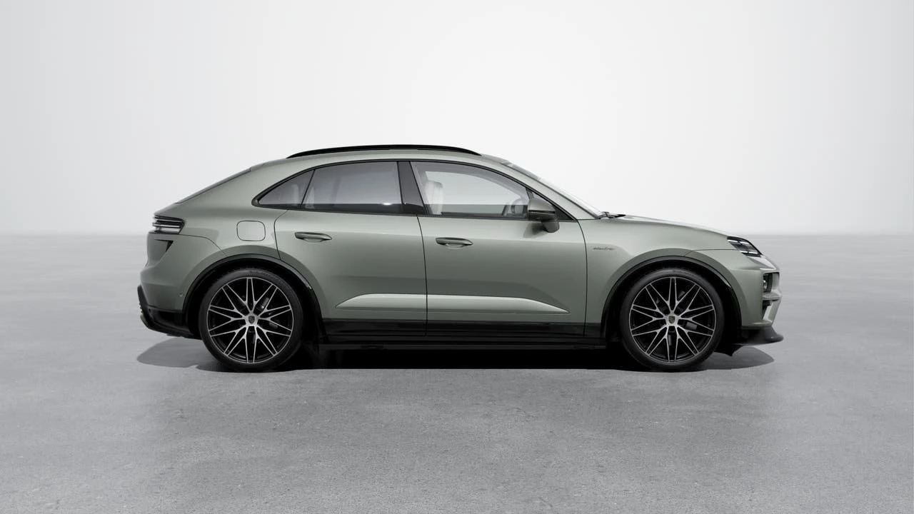 2026 Porsche Macan Electric - Image 6 of 10