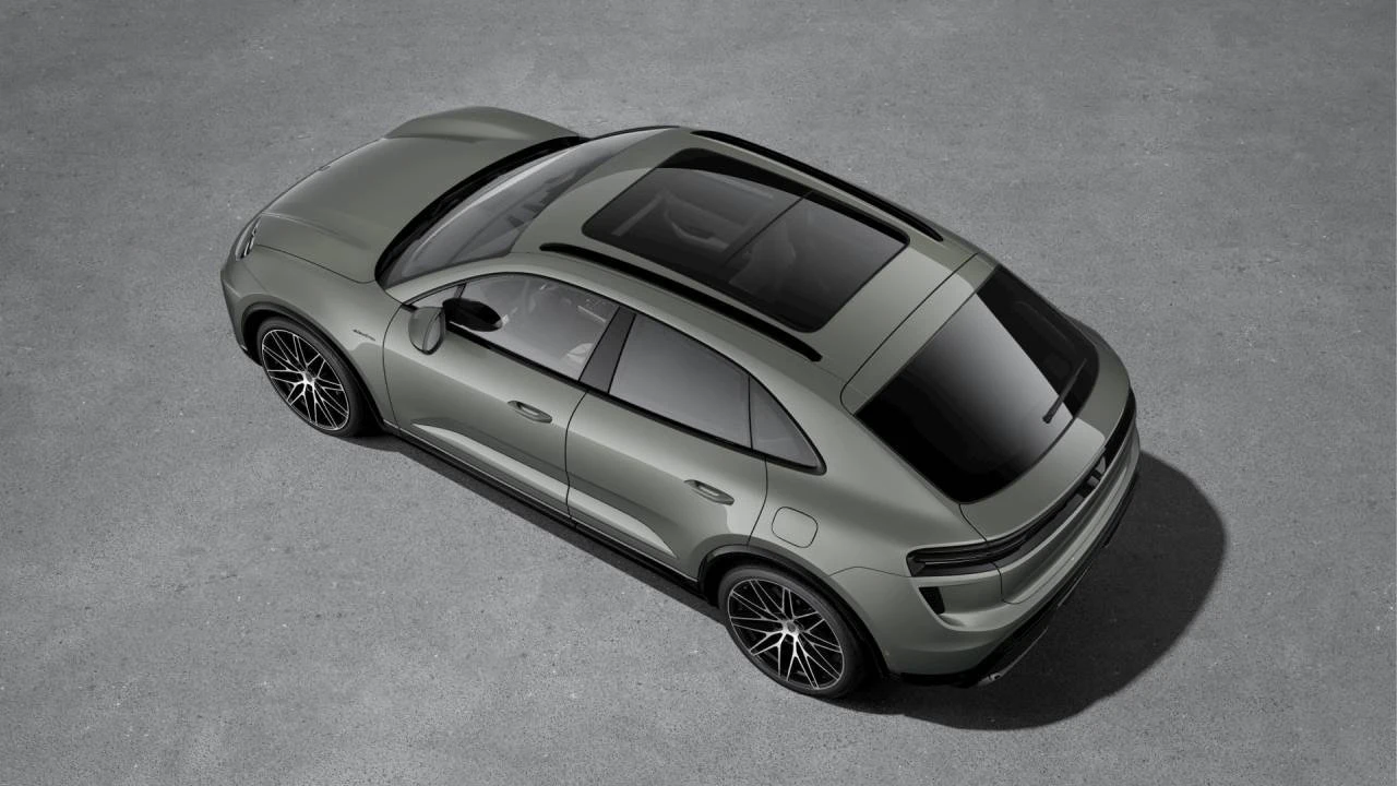 2026 Porsche Macan Electric - Image 4 of 10