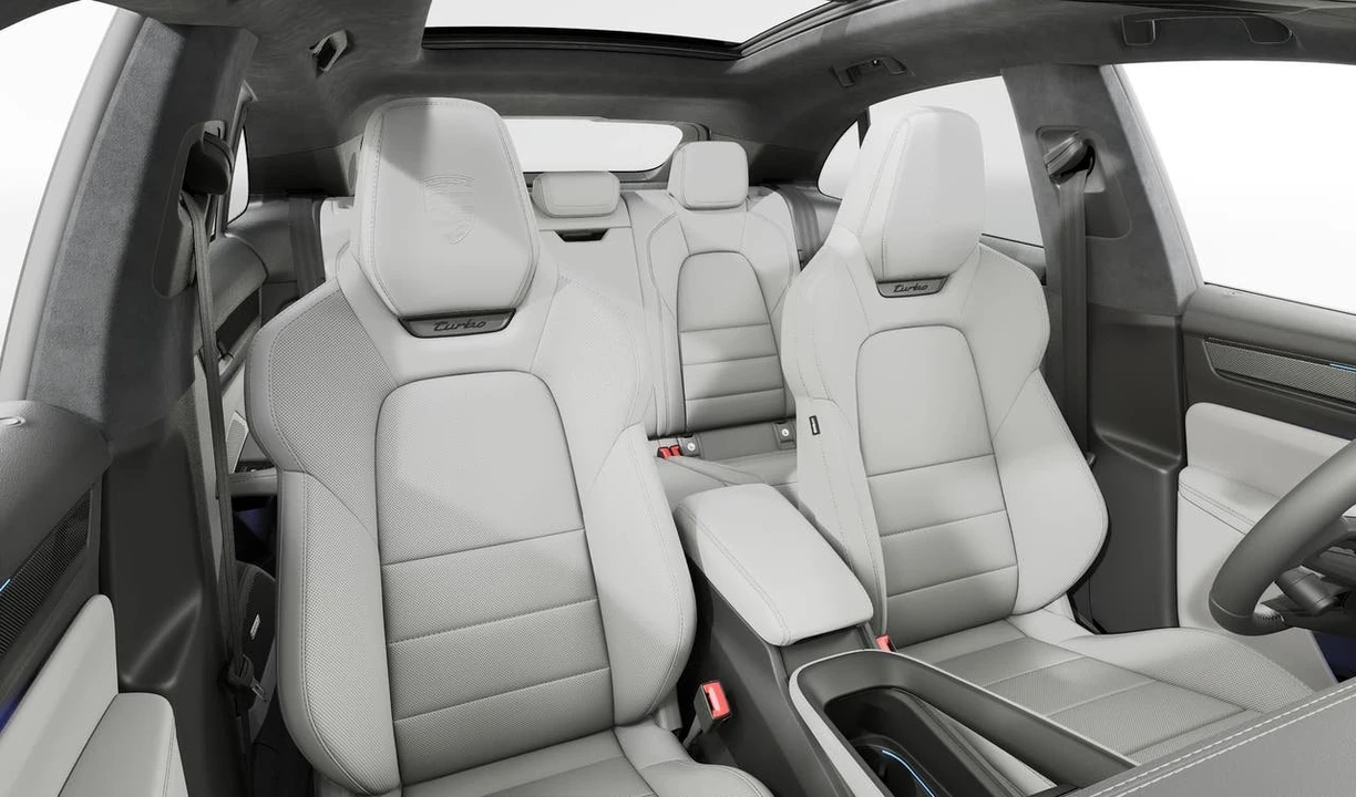 2026 Porsche Macan Electric - Image 12 of 14