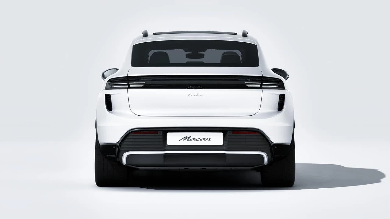 2026 Porsche Macan Electric - Image 7 of 14