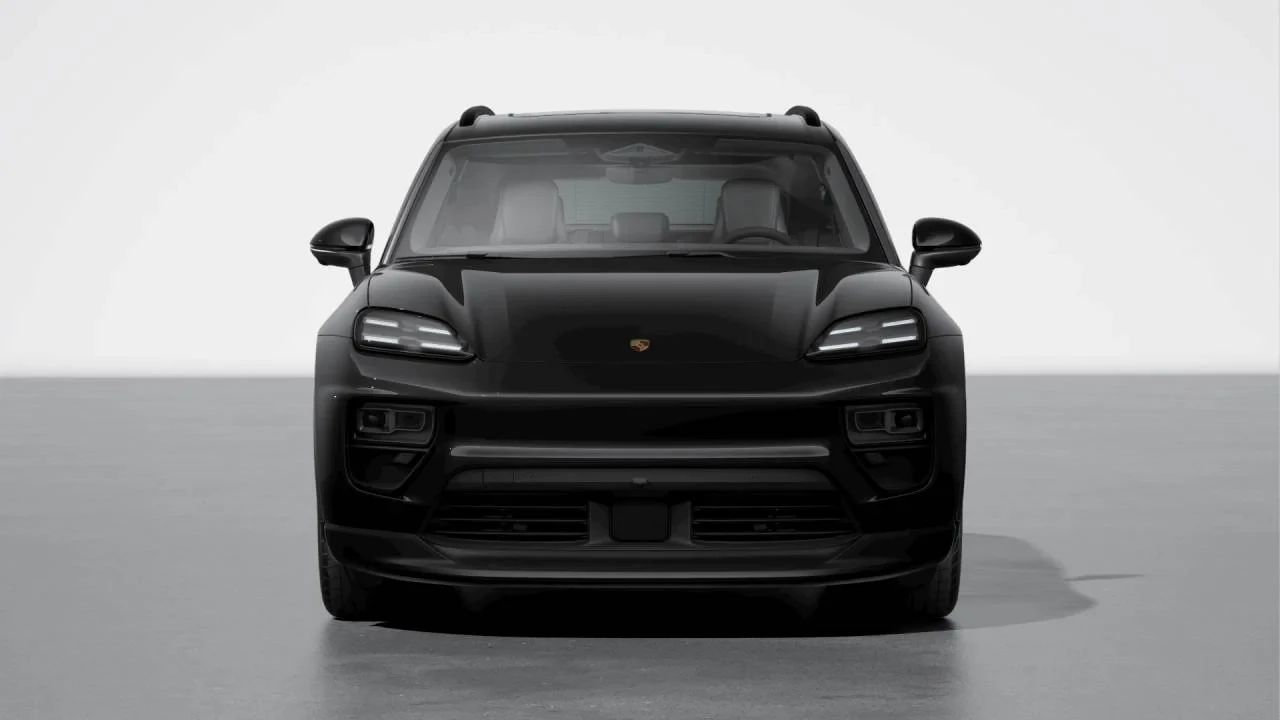2026 Porsche Macan Electric - Image 8 of 10
