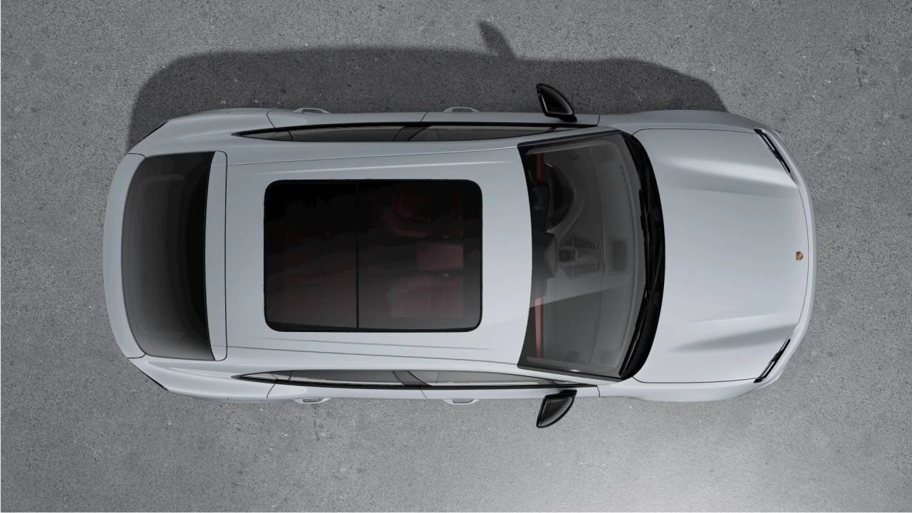 2026 Porsche Macan Electric - Image 5 of 10