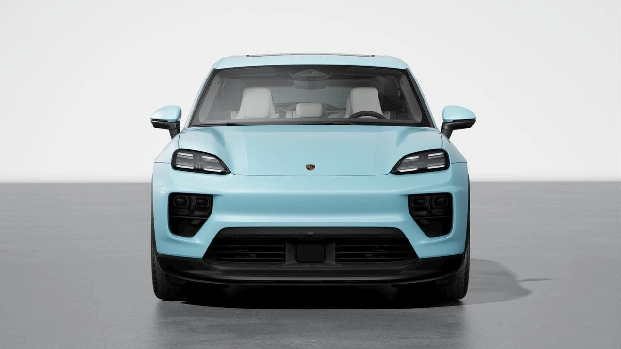 2026 Porsche Macan Electric - Image 8 of 10