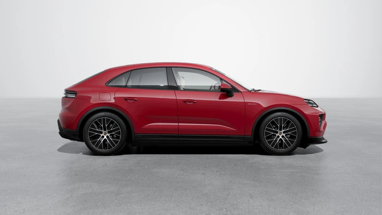 2026 Porsche Macan Electric - Image 6 of 10